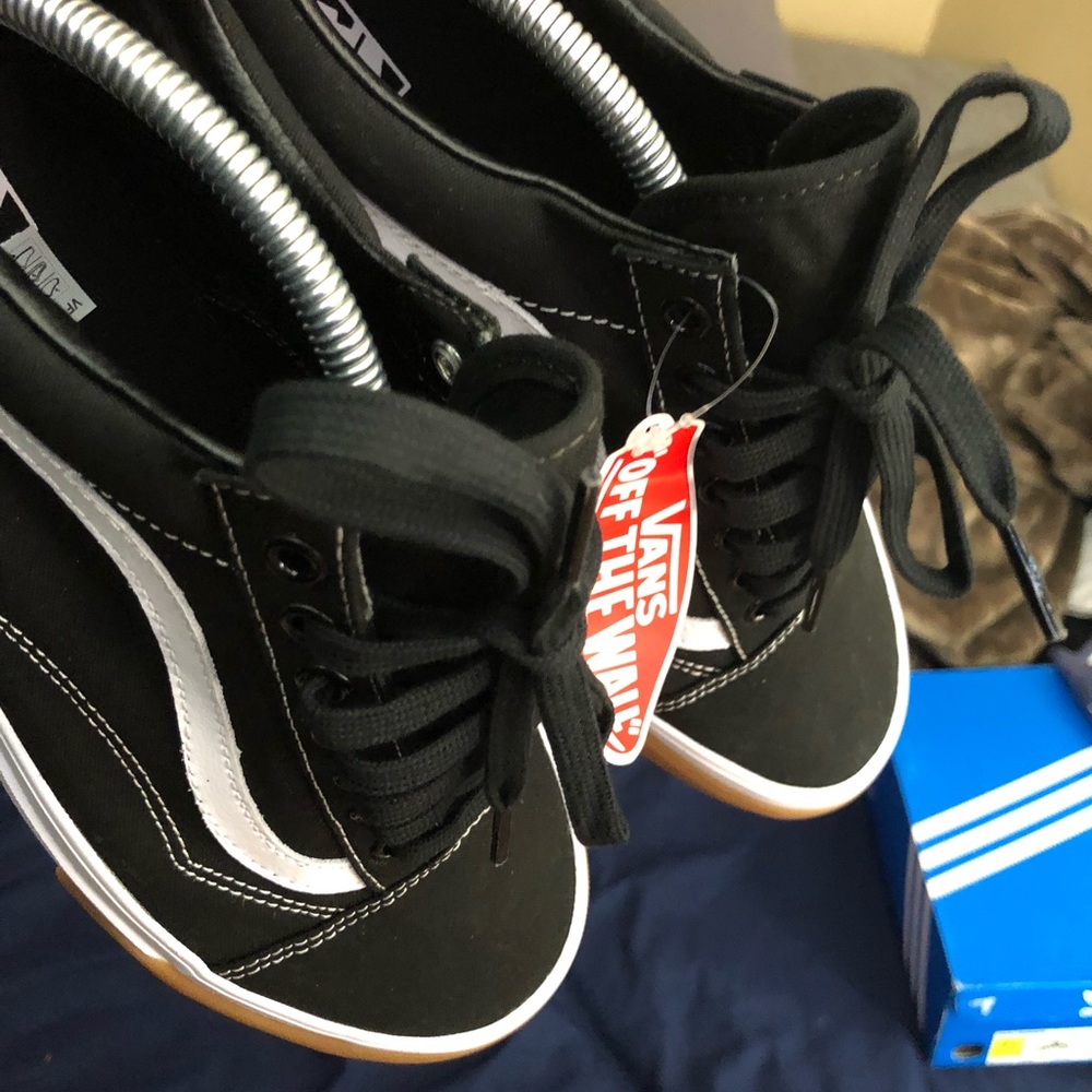 Old school Vans (Gum bumper) - Picture 6 of 8